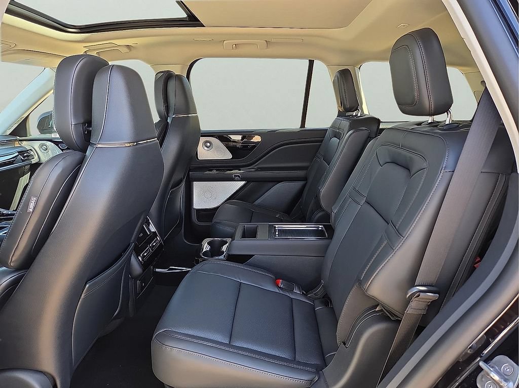 New 2026 Lincoln Aviator Reserve AWD/4WD image 12