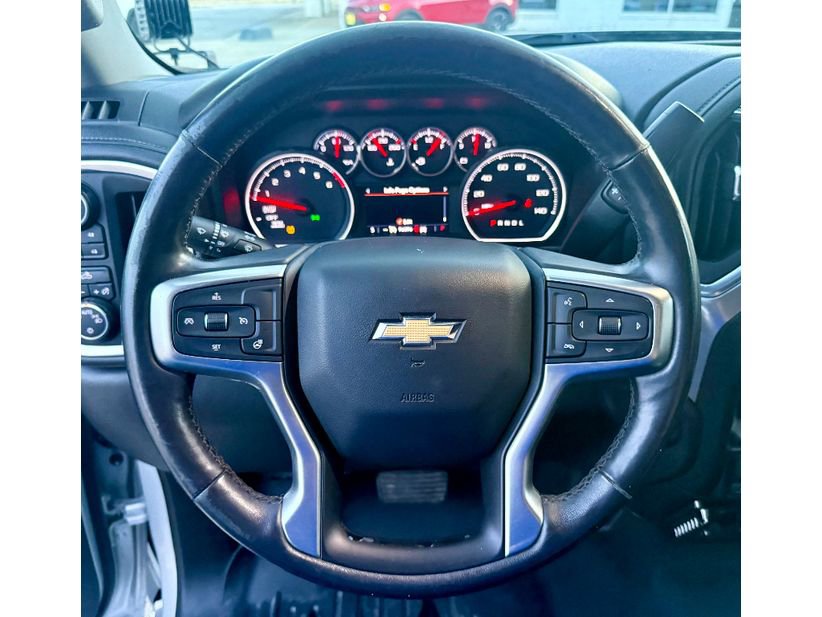 Used 2019 Chevrolet Silverado 1500 LT w/ All-Star Edition image 21