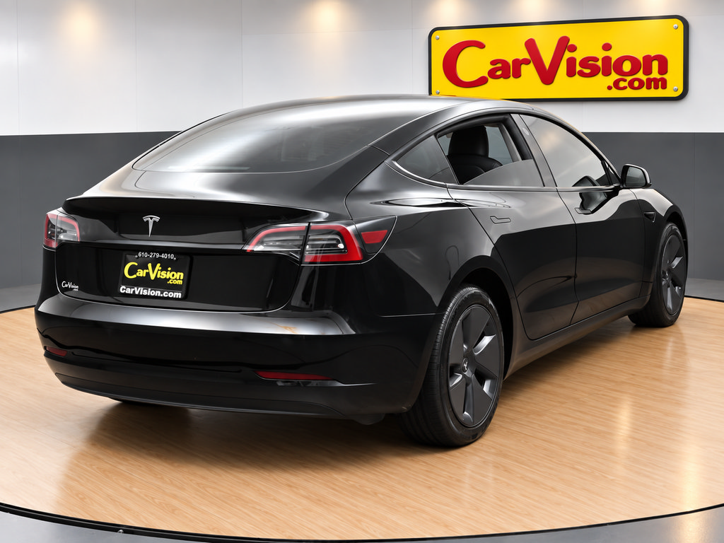 Used 2023 Tesla Model 3 Standard Range RWD image 3