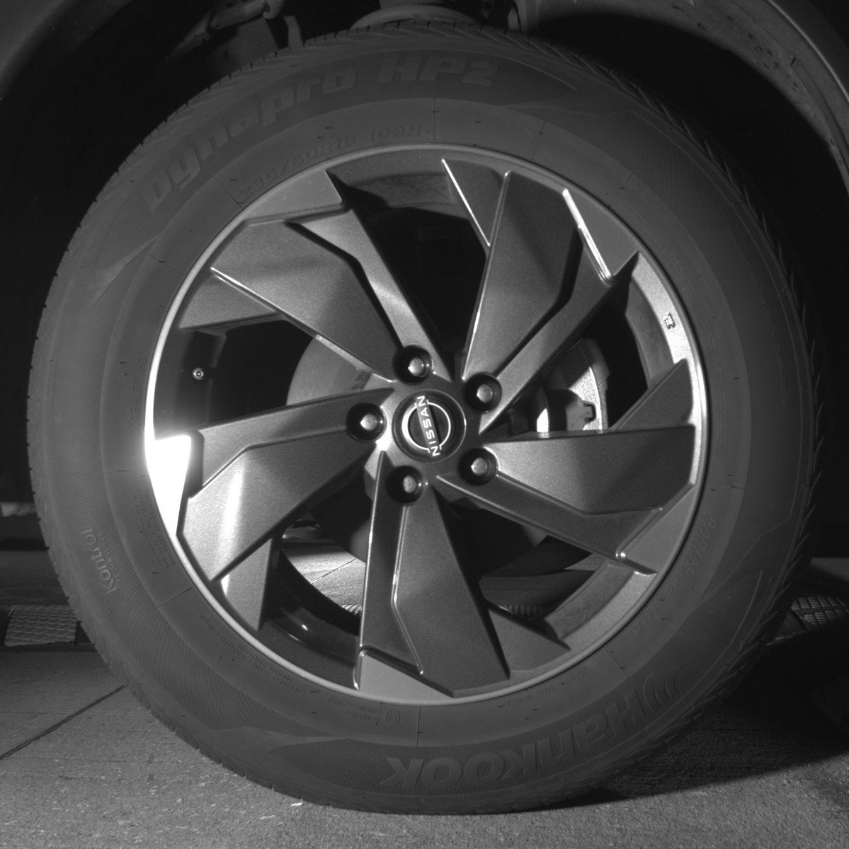 Used 2025 Nissan Rogue SV AWD/4WD image 13