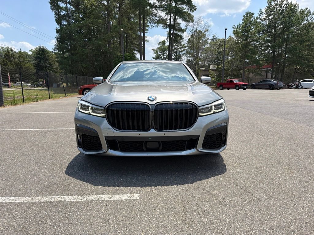Used 2022 BMW 750Li xDrive AWD/4WD image 3
