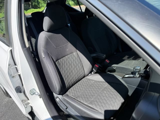 Used 2021 Nissan Kicks S FWD image 21