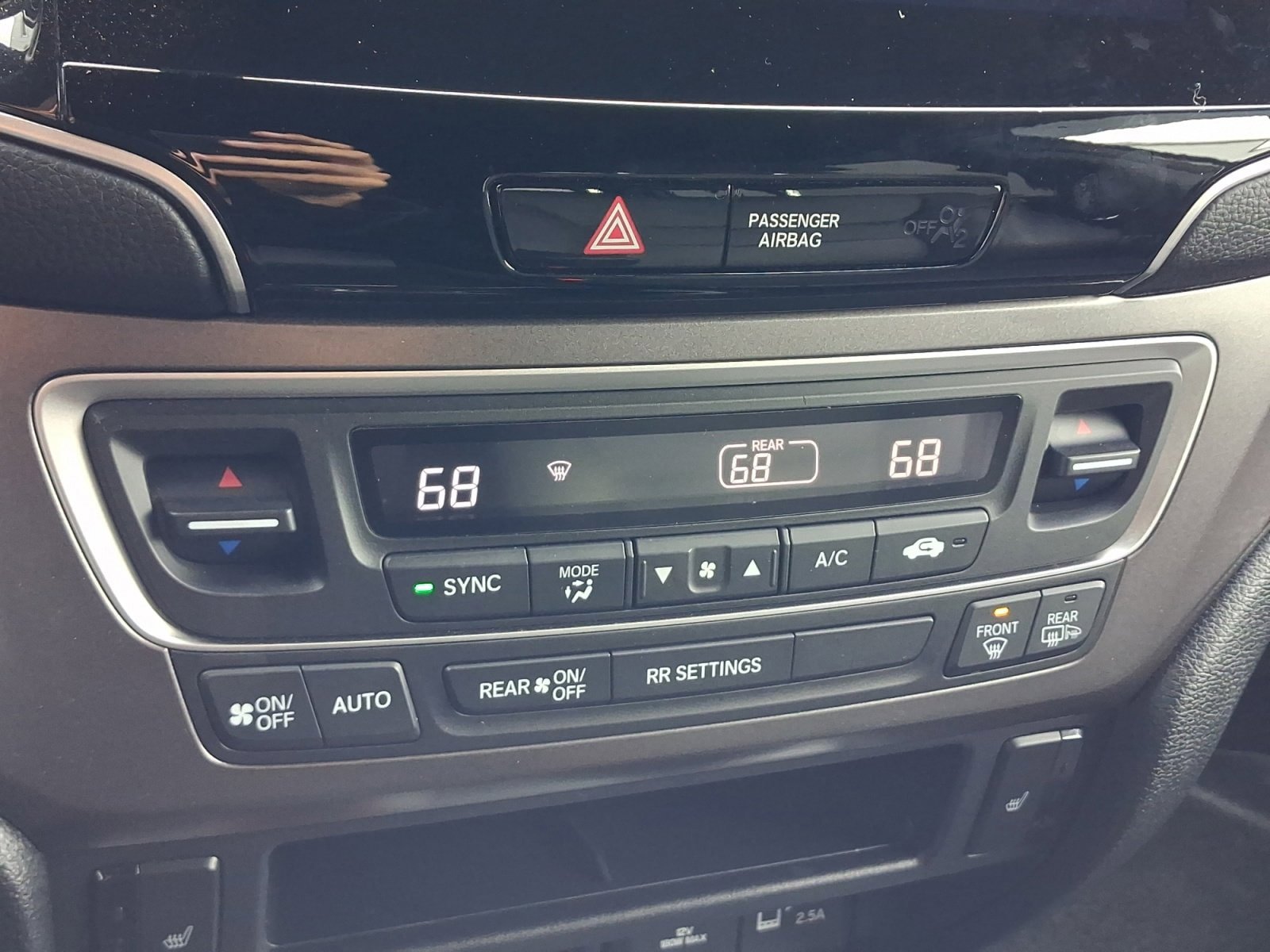 Used 2023 Honda Passport EX-L image 17