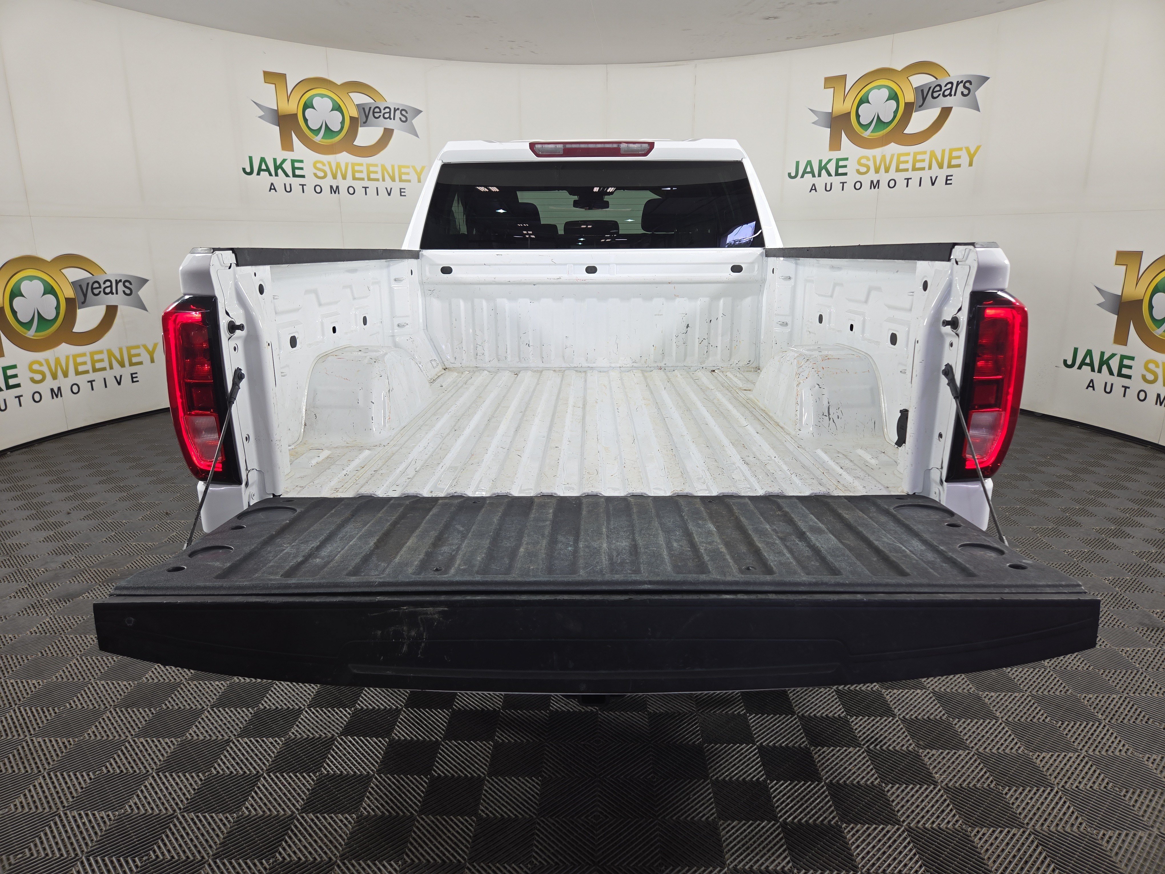 Certified 2024 GMC Sierra 1500 Pro w/ Pro Value Package AWD/4WD image 31