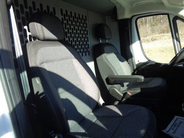 Used 2023 RAM ProMaster 2500 w/ Driver Convenience Group image 22