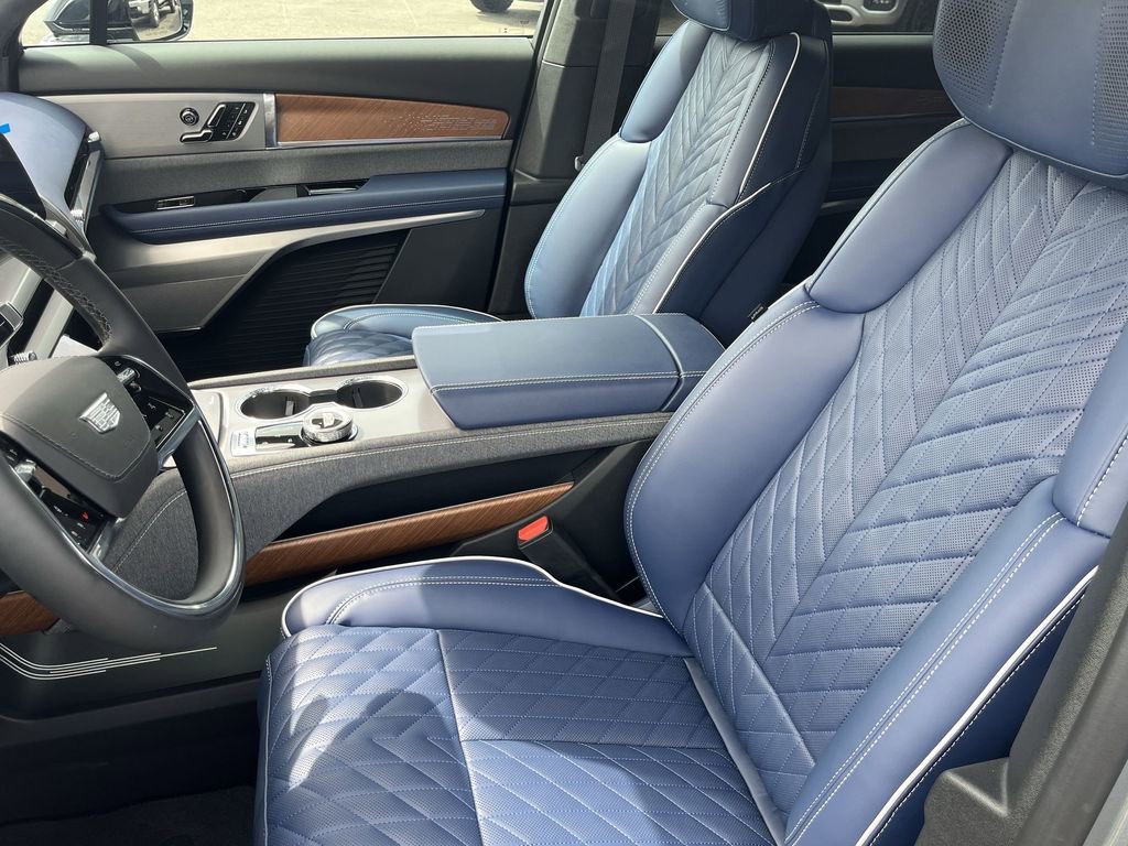 New 2026 Cadillac Vistiq Premium Luxury image 11