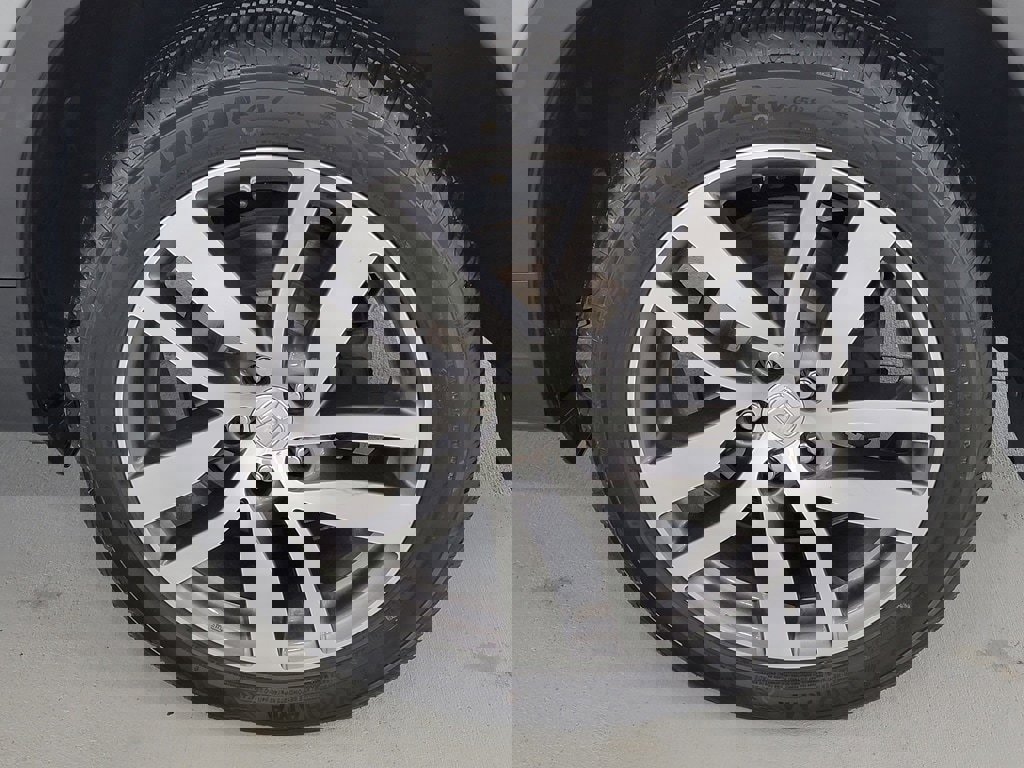 Used 2016 Honda Pilot Touring image 11