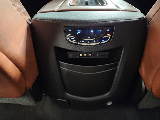 Used 2016 Cadillac Escalade ESV Premium image 32