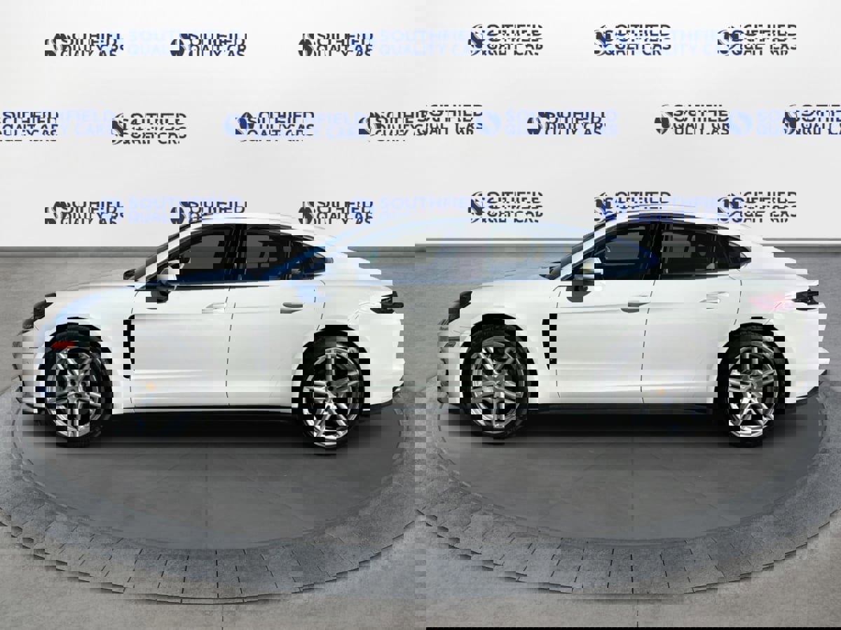 Used 2019 Porsche Panamera 4S image 3