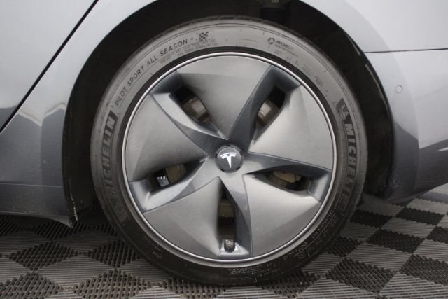 Used 2018 Tesla Model 3 Long Range AWD/4WD image 10