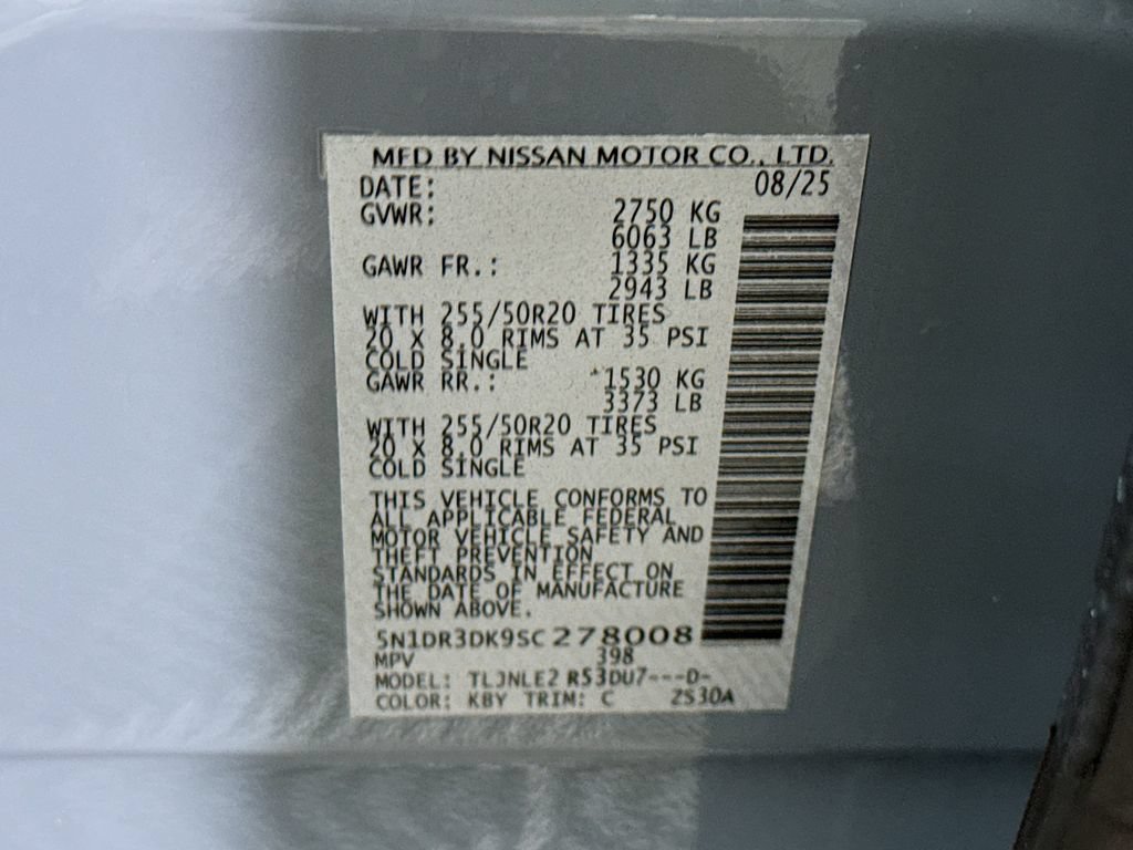Certified 2025 Nissan Pathfinder Platinum AWD/4WD image 40