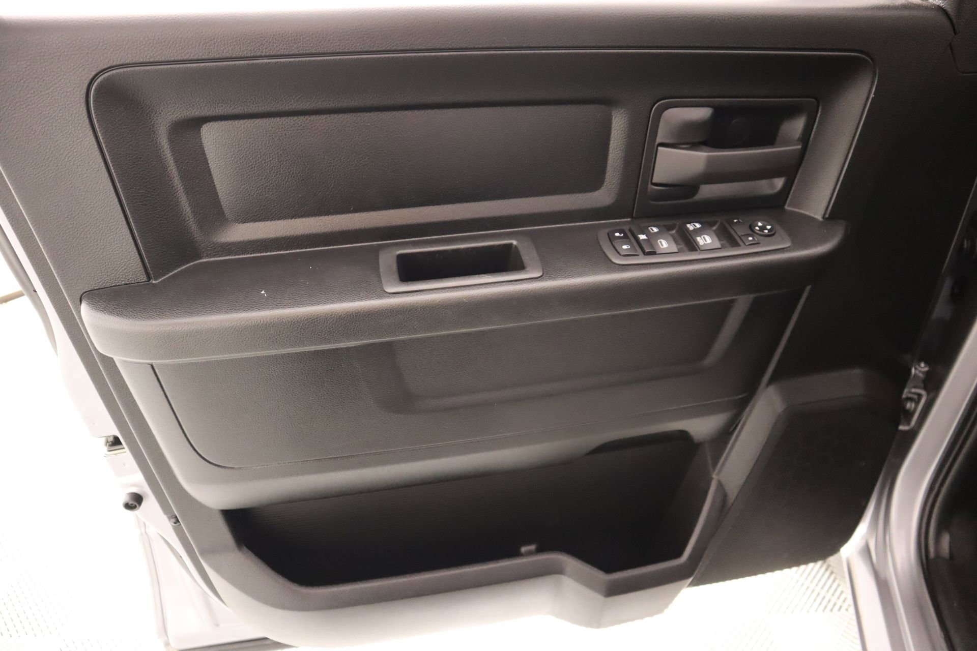 Used 2024 RAM 1500 Tradesman w/ Chrome Plus Package image 13