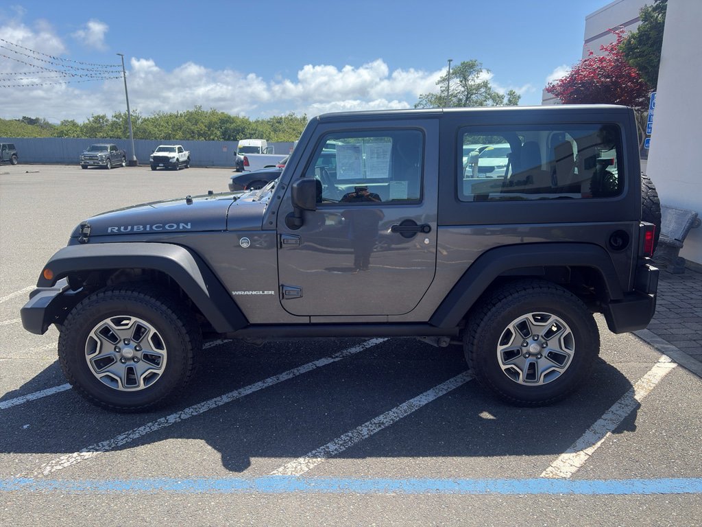 Used 2017 Jeep Wrangler Rubicon w/ Power Convenience Group AWD/4WD image 6