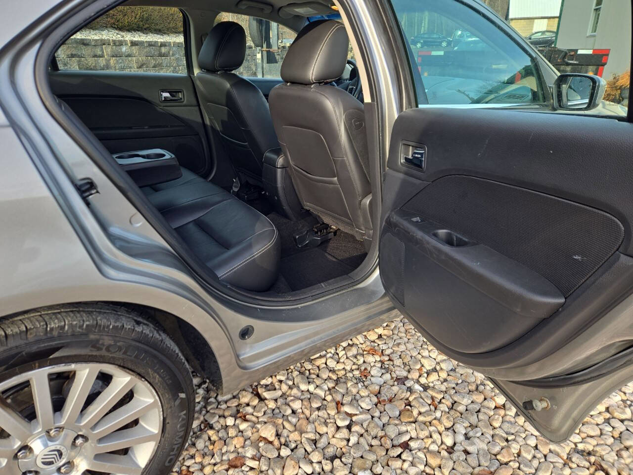 Used 2009 Mercury Milan Premier image 19