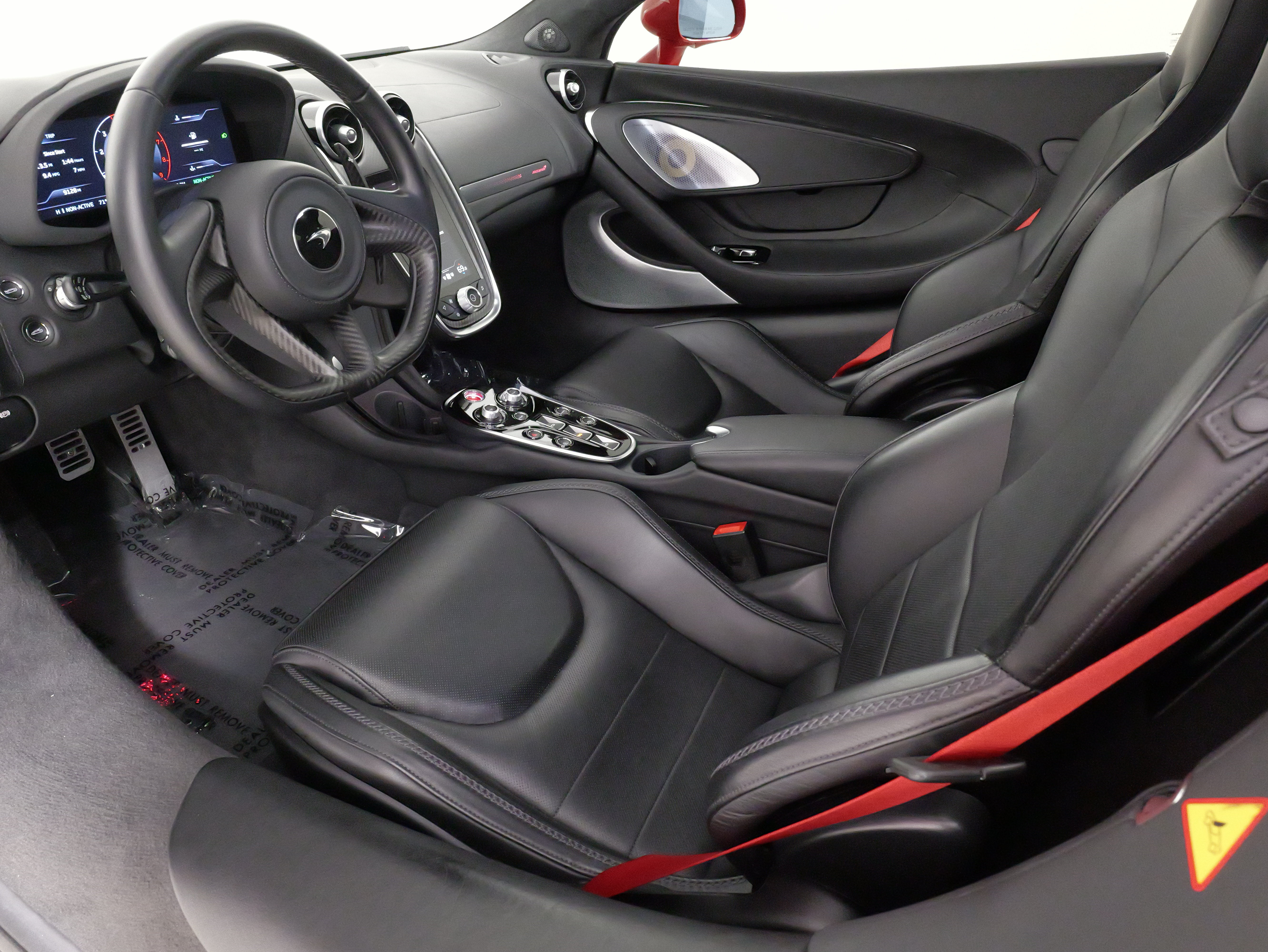 Used 2022 McLaren GT RWD image 37