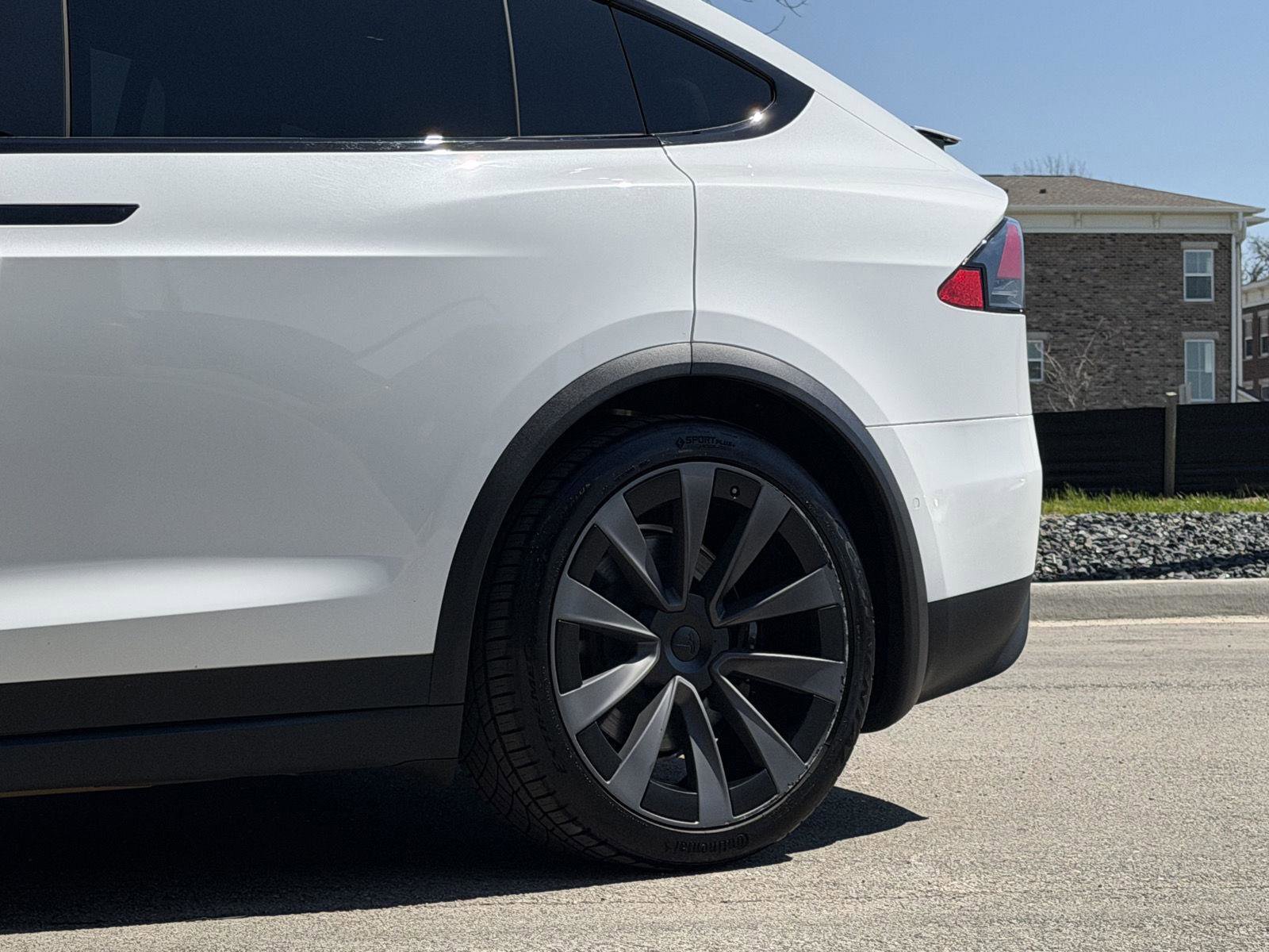 Used 2022 Tesla Model X Plaid image 61