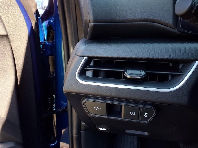 New 2026 Kia K4 FWD image 12