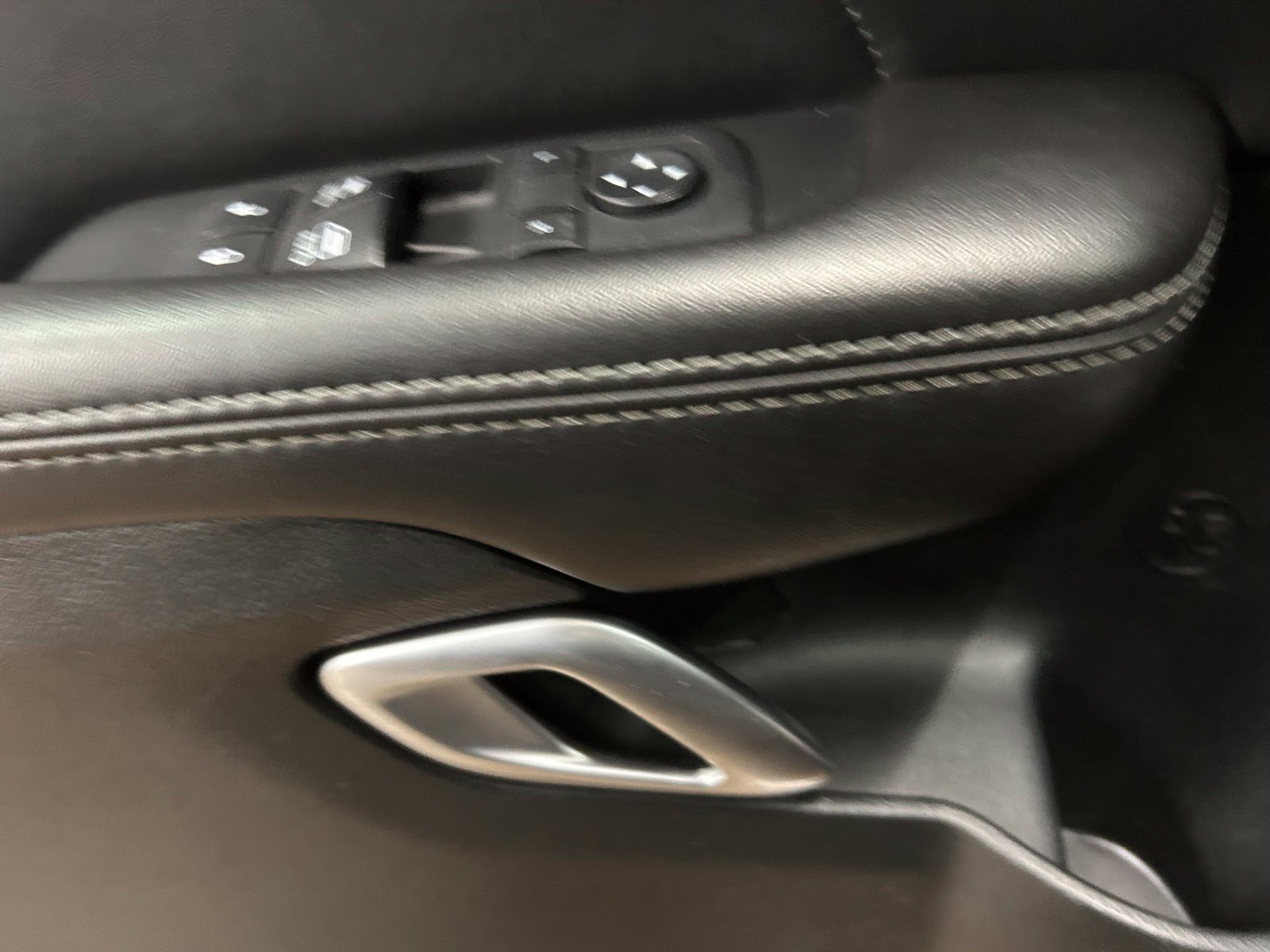 Used 2018 Dodge Challenger GT w/ GT Interior Package AWD/4WD image 13