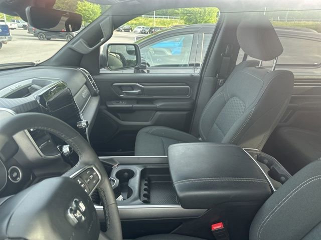 Used 2025 RAM 1500 Big Horn AWD/4WD image 32