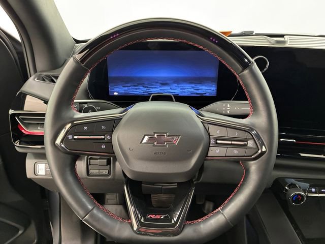 Certified 2025 Chevrolet Silverado EV RST AWD/4WD image 22