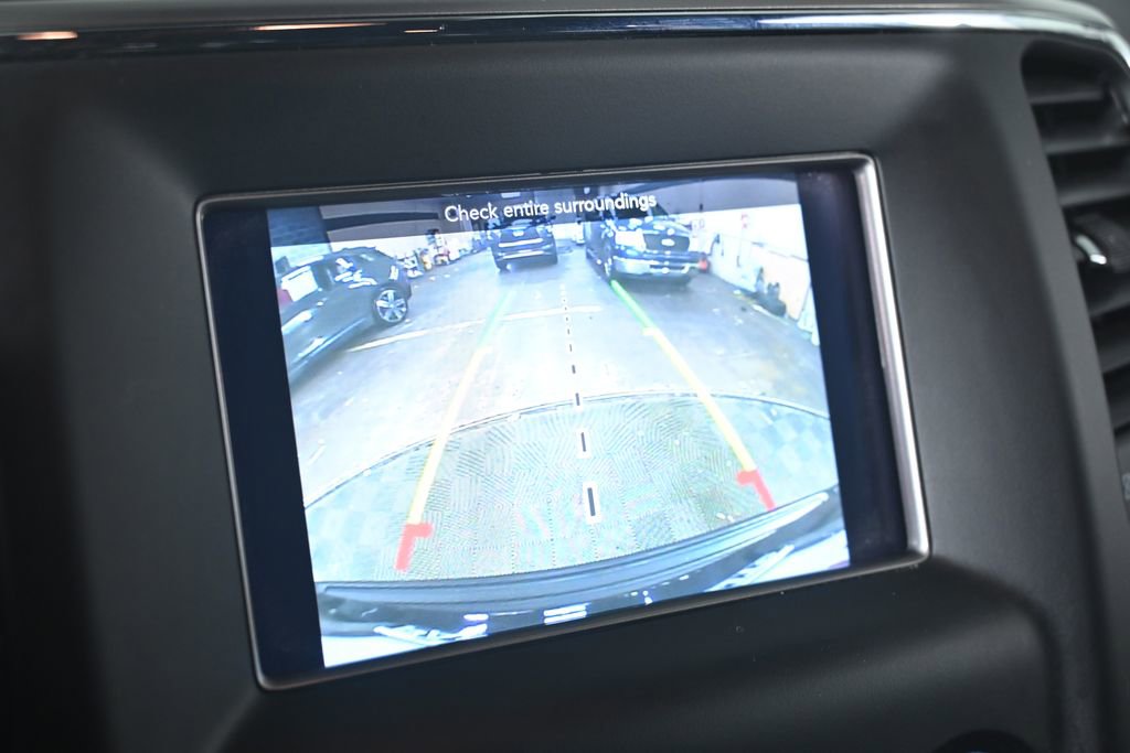 Used 2021 Jeep Grand Cherokee Freedom Edition image 16