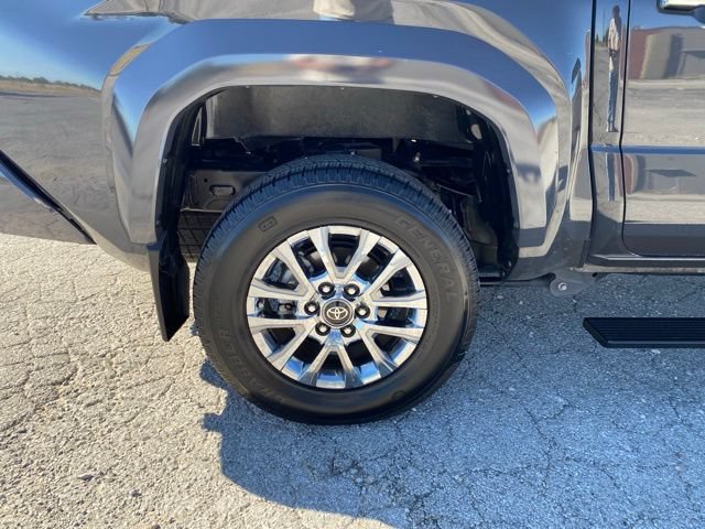 Certified 2025 Toyota Tacoma Limited AWD/4WD image 25