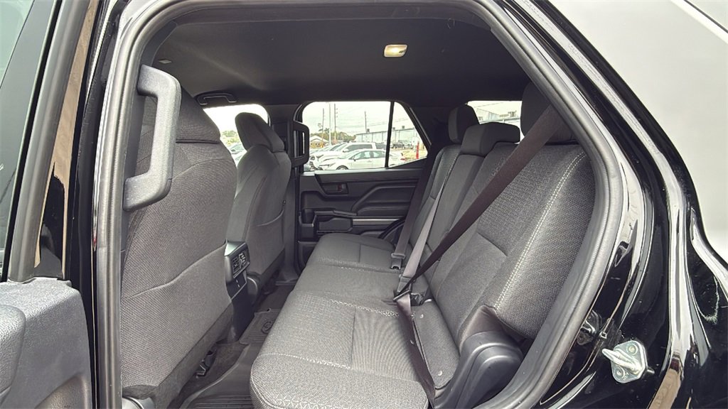 Used 2025 Toyota 4Runner SR5 image 17