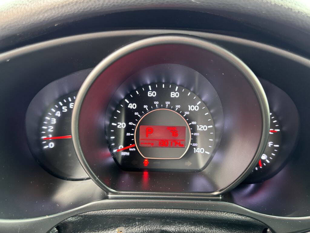 Used 2018 Kia Soul + image 13