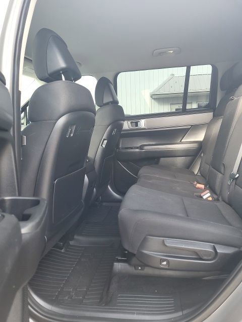 Used 2024 Hyundai Santa Fe SE image 13