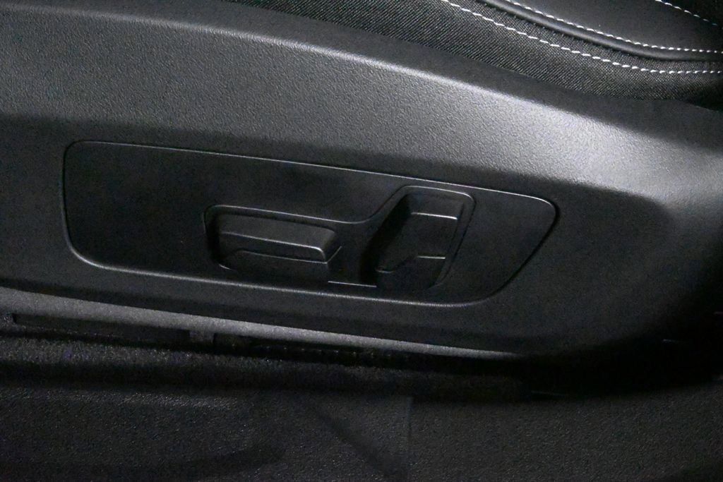 Used 2025 BMW 228i xDrive w/ Premium Package image 27