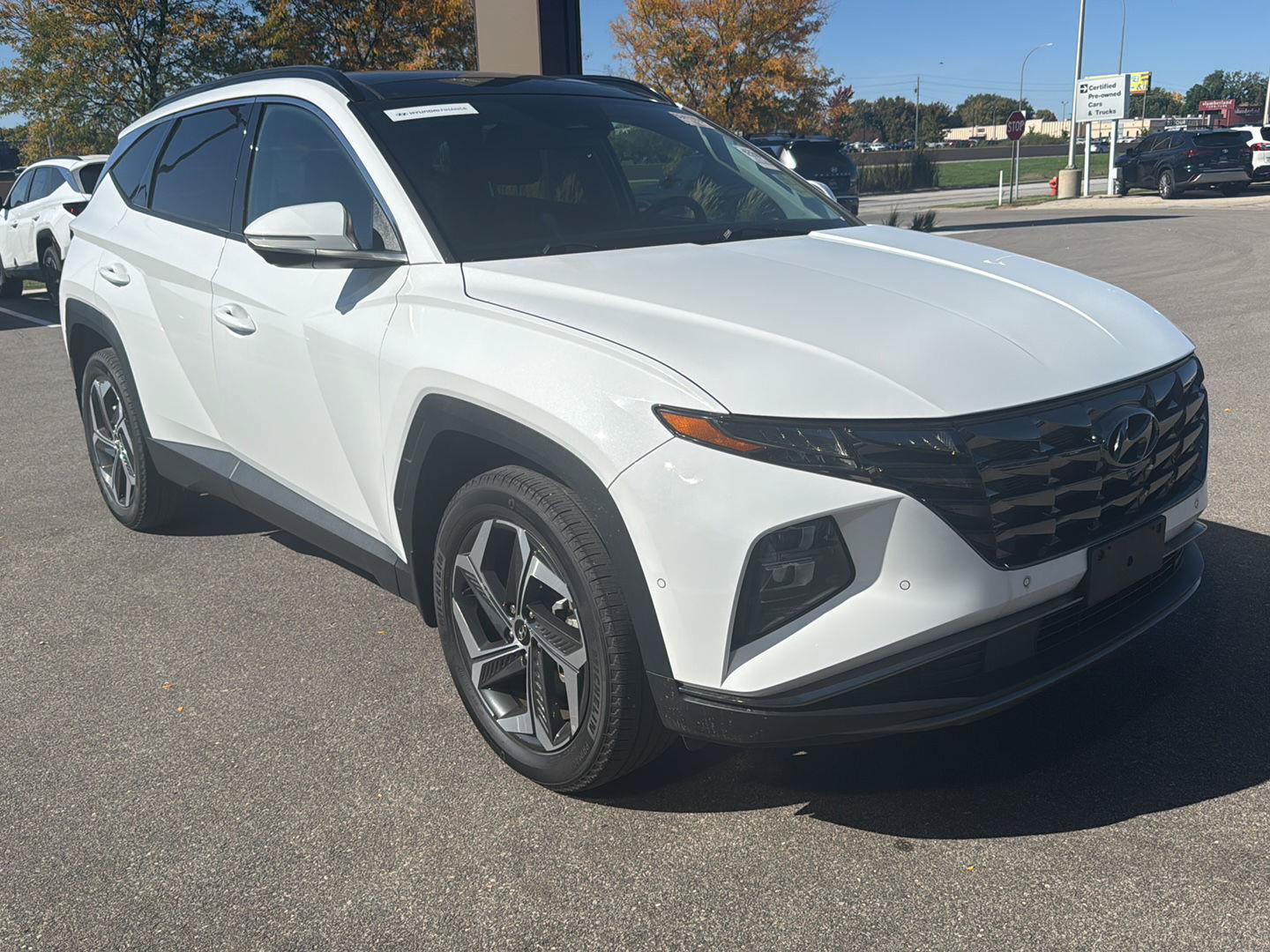 Certified 2024 Hyundai Tucson Limited AWD/4WD image 3