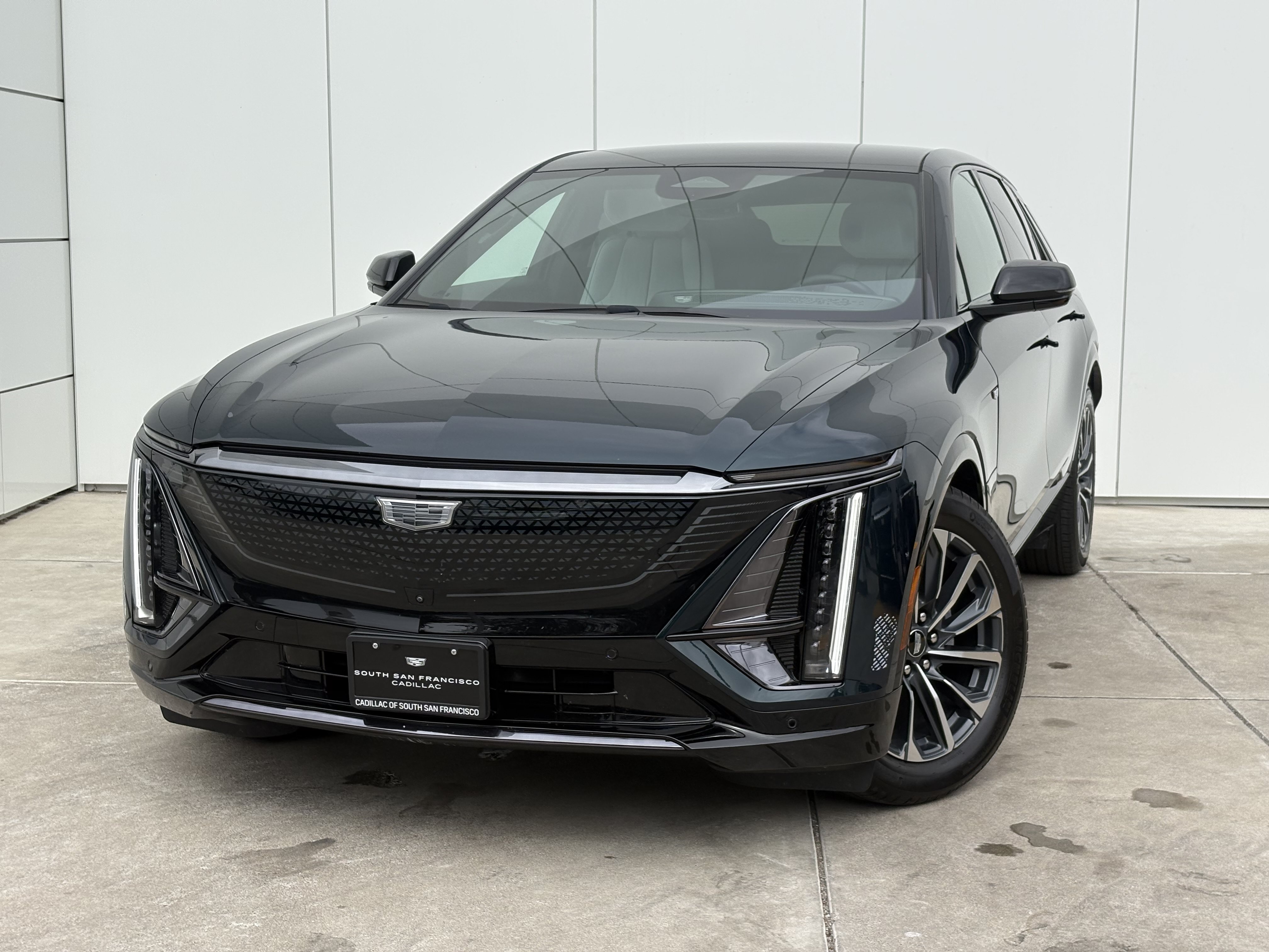 Used 2024 Cadillac Lyriq Sport