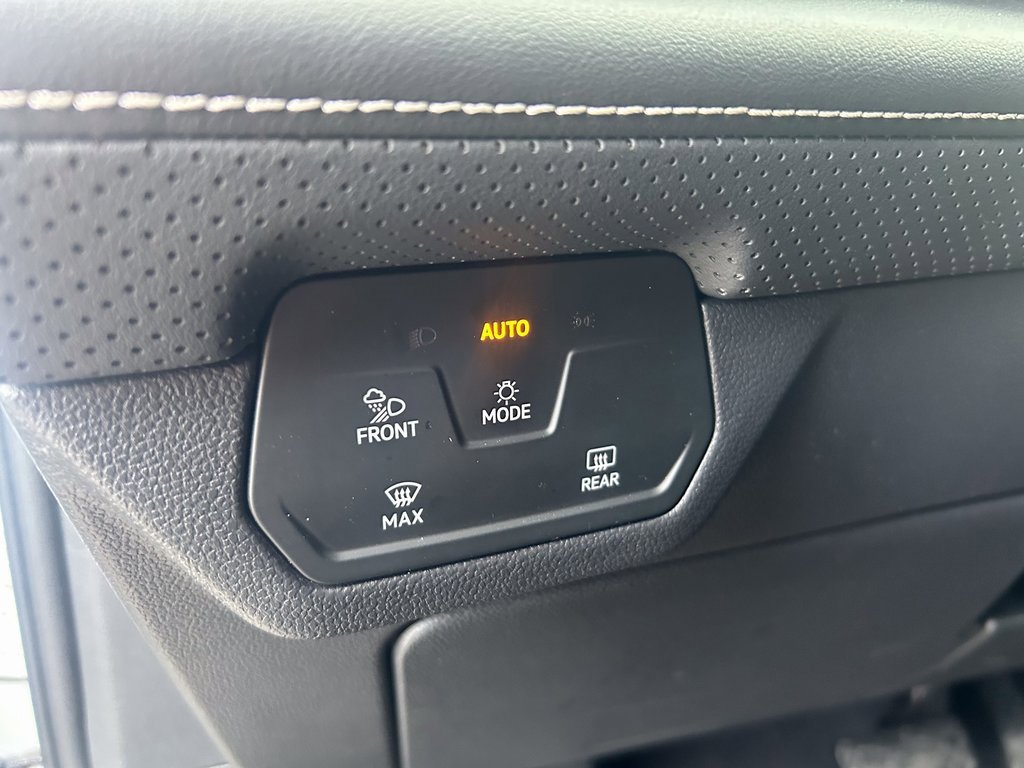 Used 2025 Volkswagen Atlas SE image 10