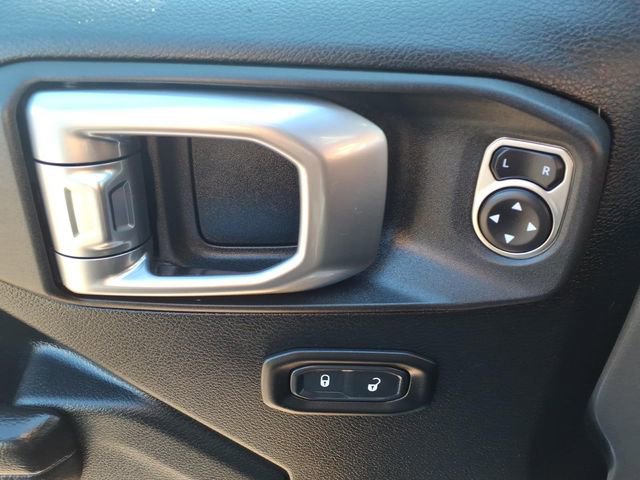 Used 2020 Jeep Wrangler Sport image 24