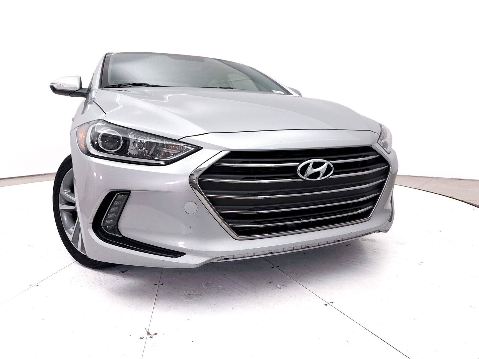Used 2017 Hyundai Elantra Limited FWD image 5