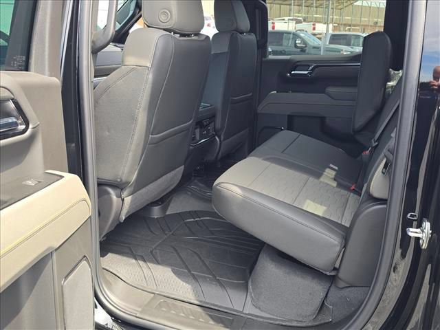 New 2026 Chevrolet Silverado 1500 ZR2 AWD/4WD image 16