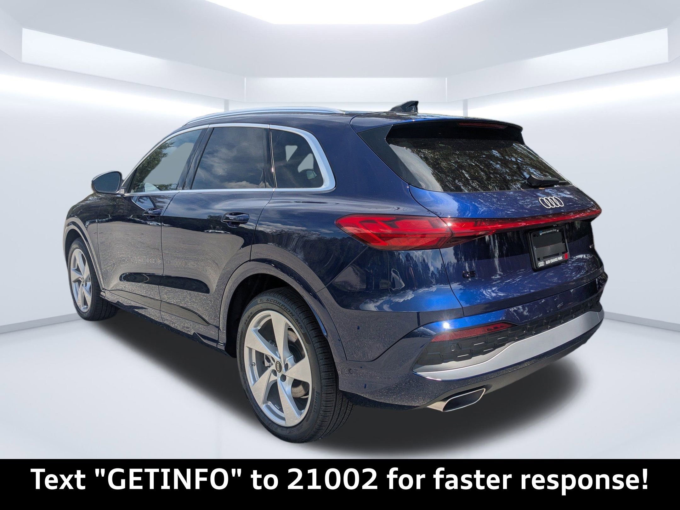 New 2025 Audi Q5 Prestige image 5