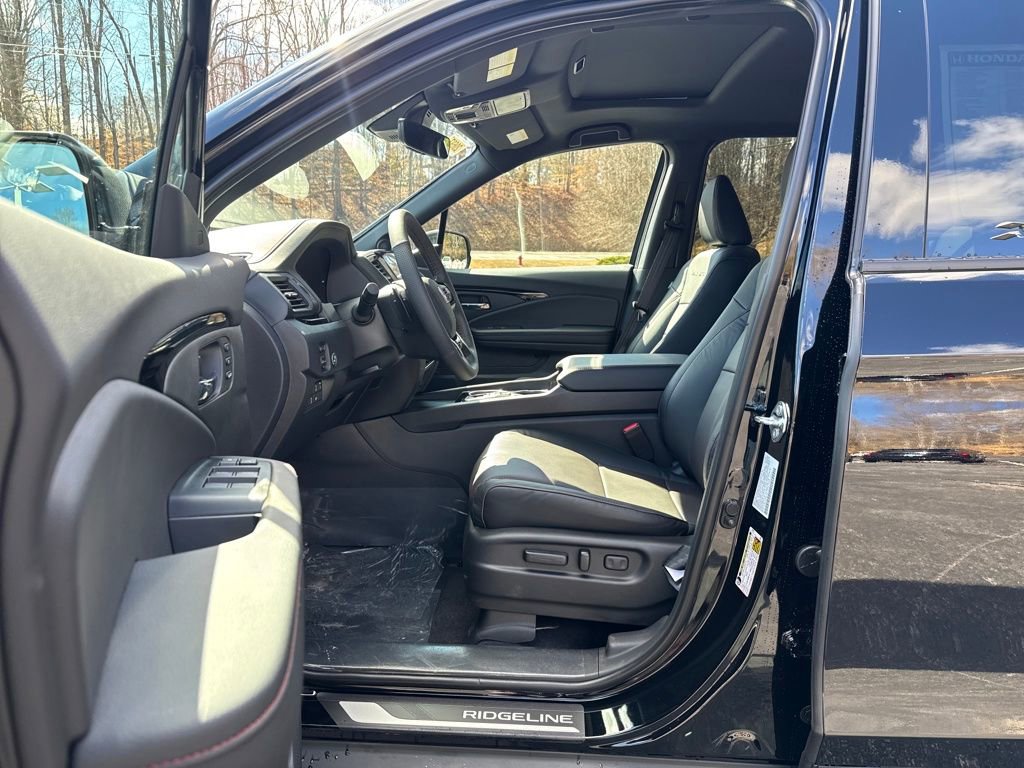 New 2026 Honda Ridgeline Black Edition image 23