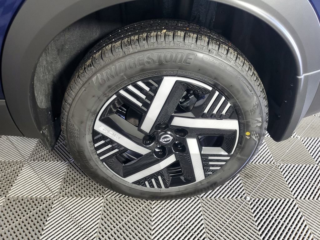New 2026 Nissan Kicks SV w/ SV Premium Package image 31
