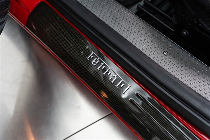 Used 2015 Ferrari 458 Speciale Coupe RWD image 90