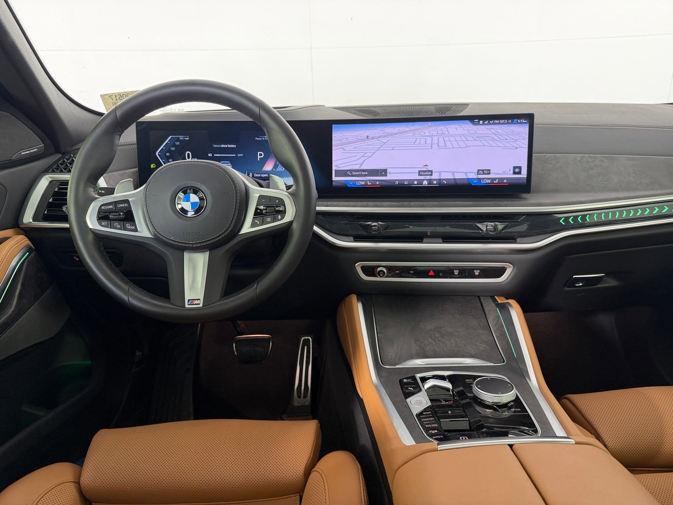 Certified 2025 BMW X6 xDrive40i w/ Premium Package AWD/4WD image 31