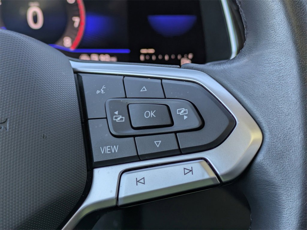 Used 2023 Volkswagen Jetta SE image 34