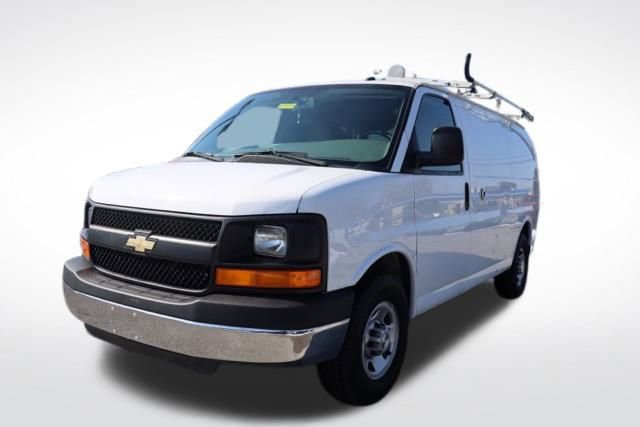 Used 2014 Chevrolet Express 2500 w/ Cold Climate Package image 6