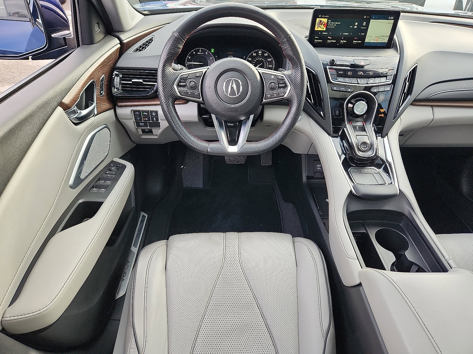 Certified 2024 Acura RDX SH-AWD w/ Advance Package image 11