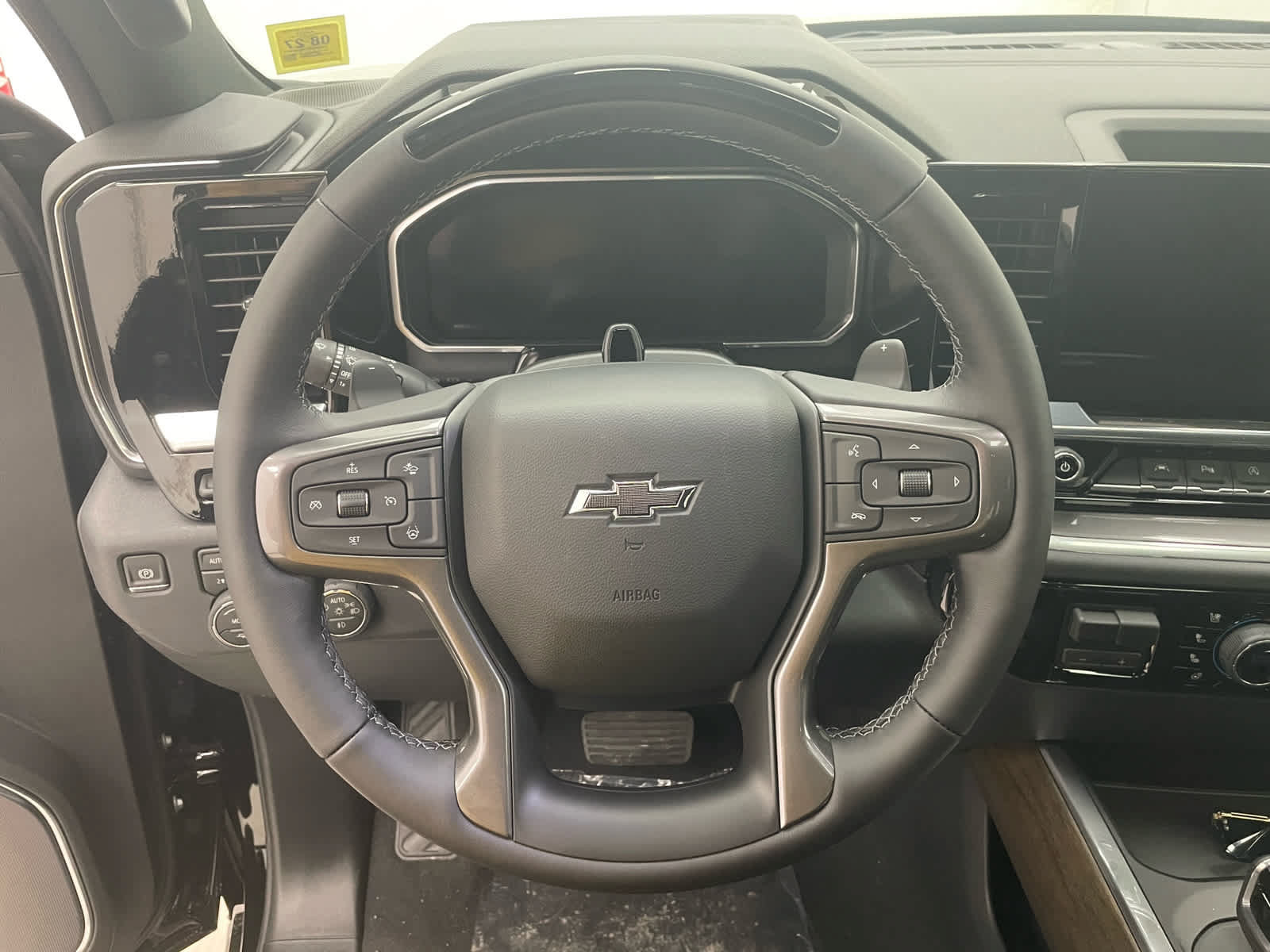 New 2026 Chevrolet Silverado 1500 High Country w/ High Country Premium Package AWD/4WD image 13