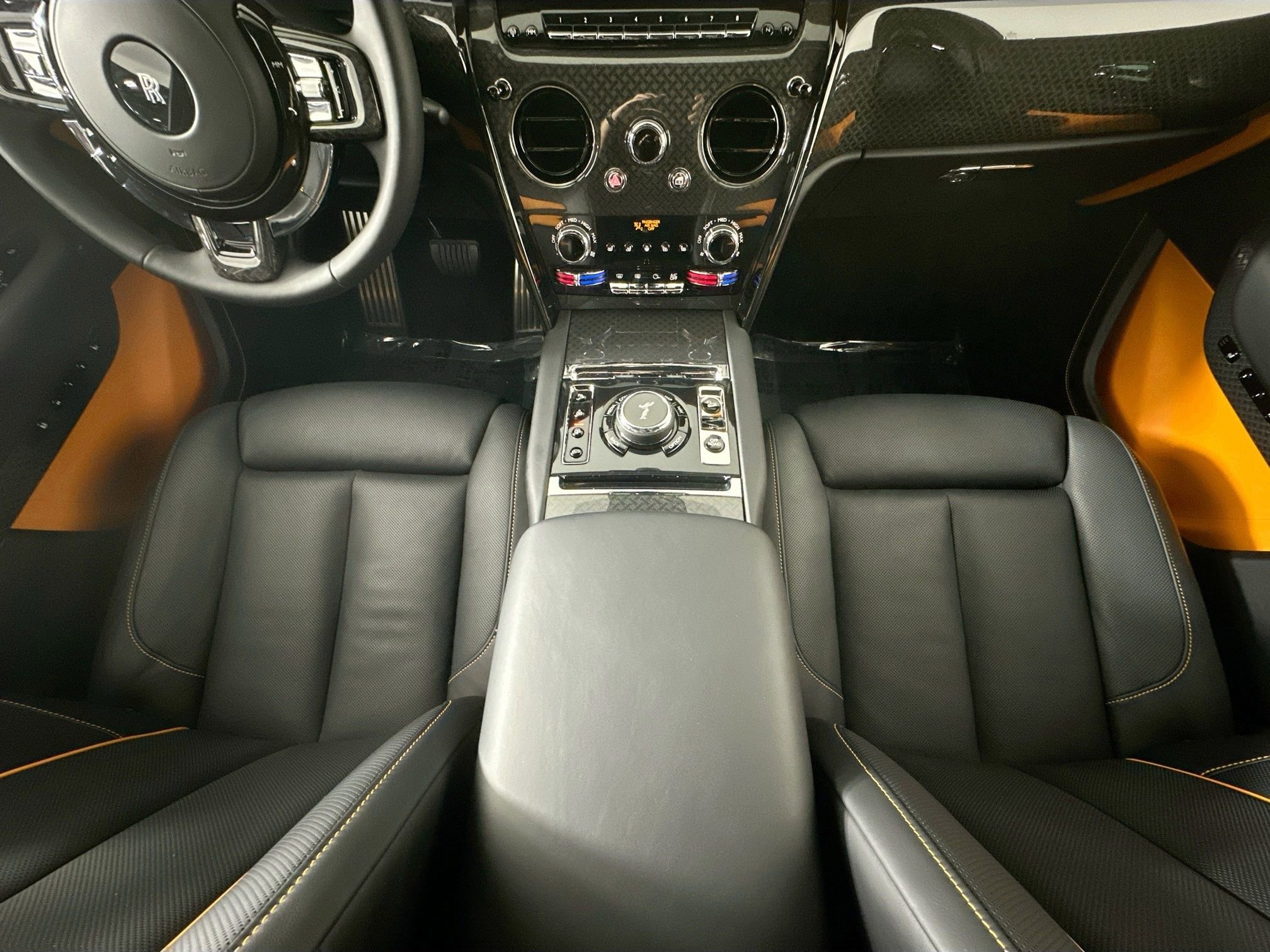 Certified 2024 Rolls-Royce Cullinan Black Badge w/ Driver's Package AWD/4WD image 23