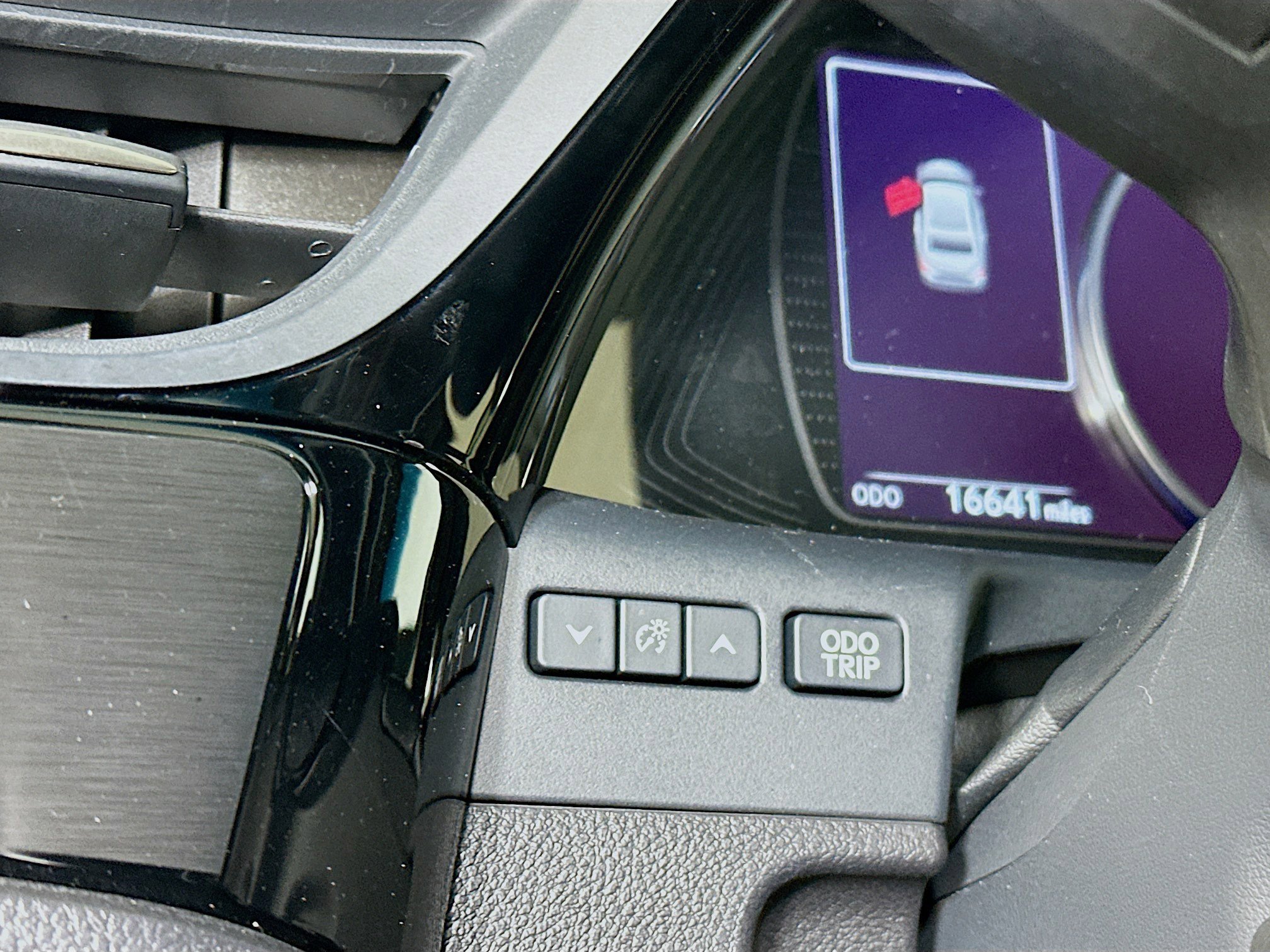 Used 2022 Lexus ES 350 w/ Premium Package image 17