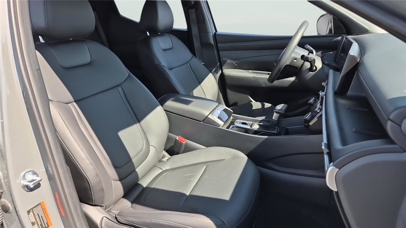 Used 2026 Hyundai Santa Cruz SEL image 16