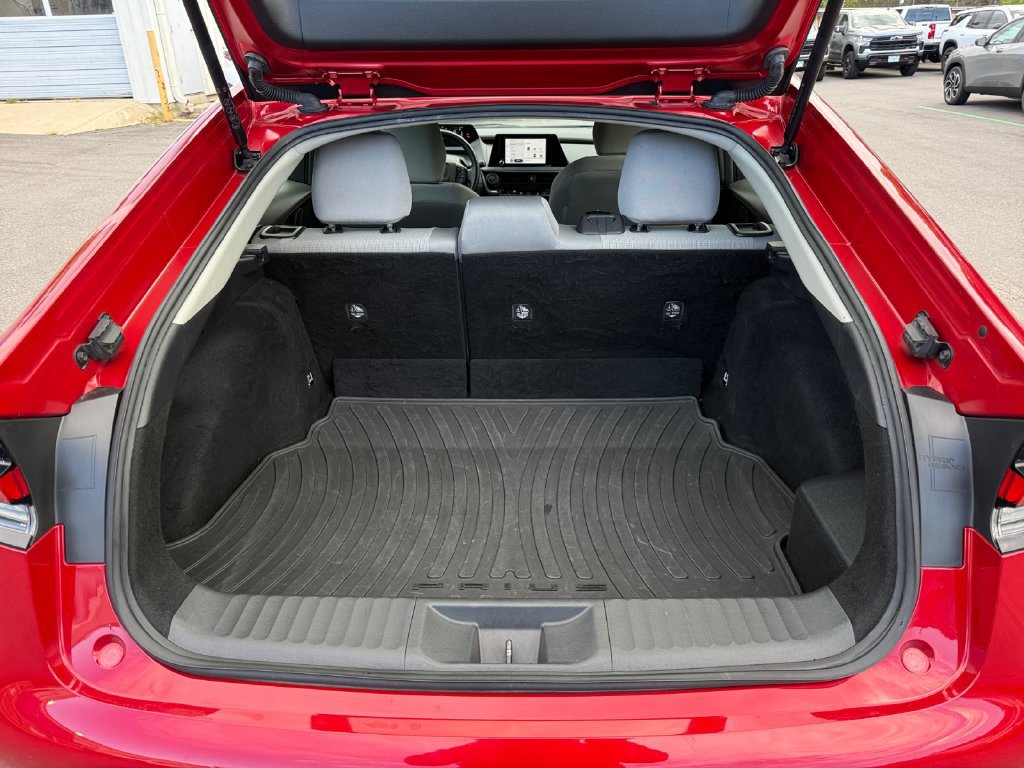 Used 2023 Toyota Prius LE FWD image 23