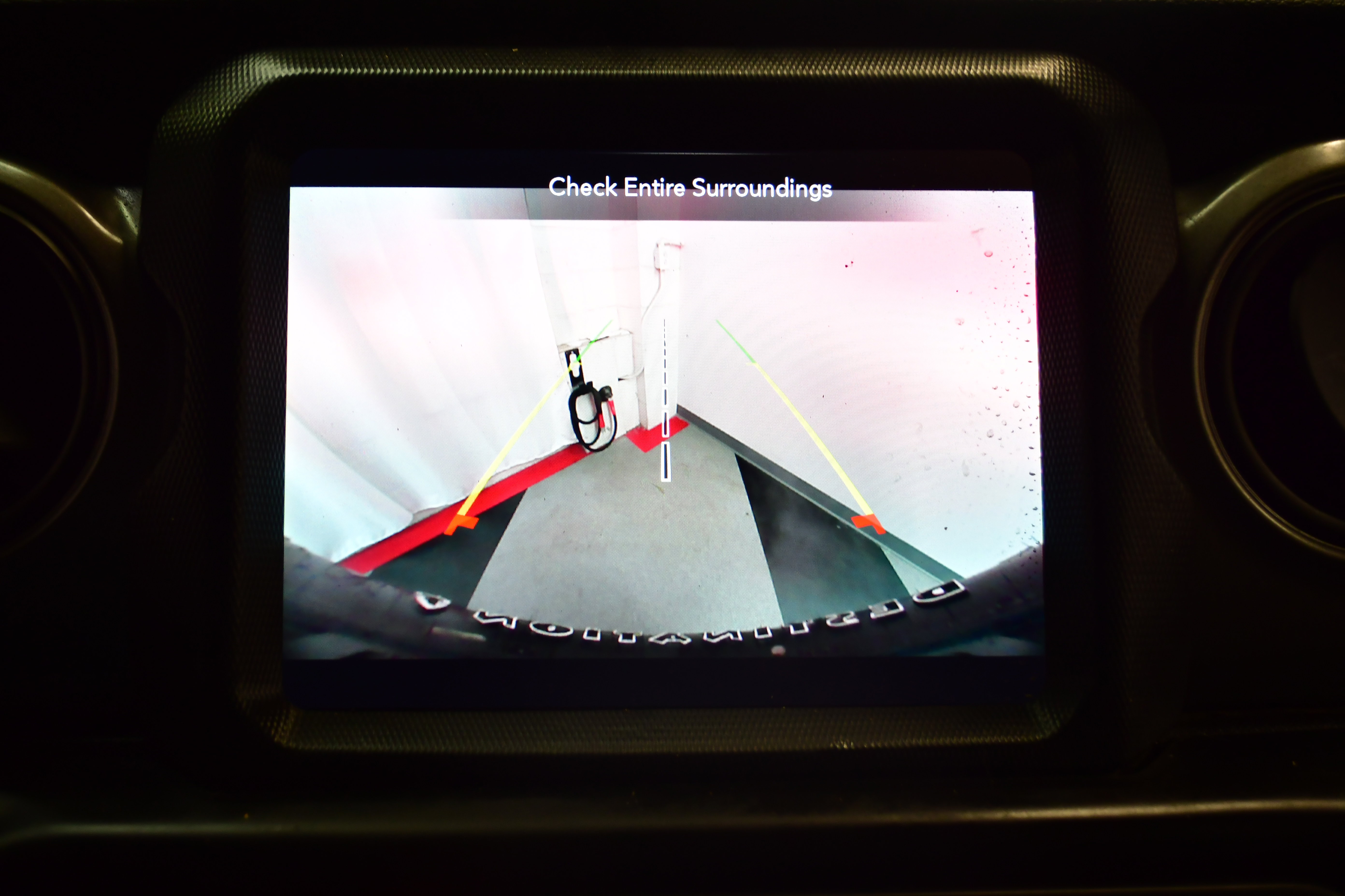 Used 2023 Jeep Wrangler Unlimited w/ Sun & Screen Package image 44